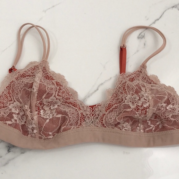 Nude lace bralette - Picture 2 of 4
